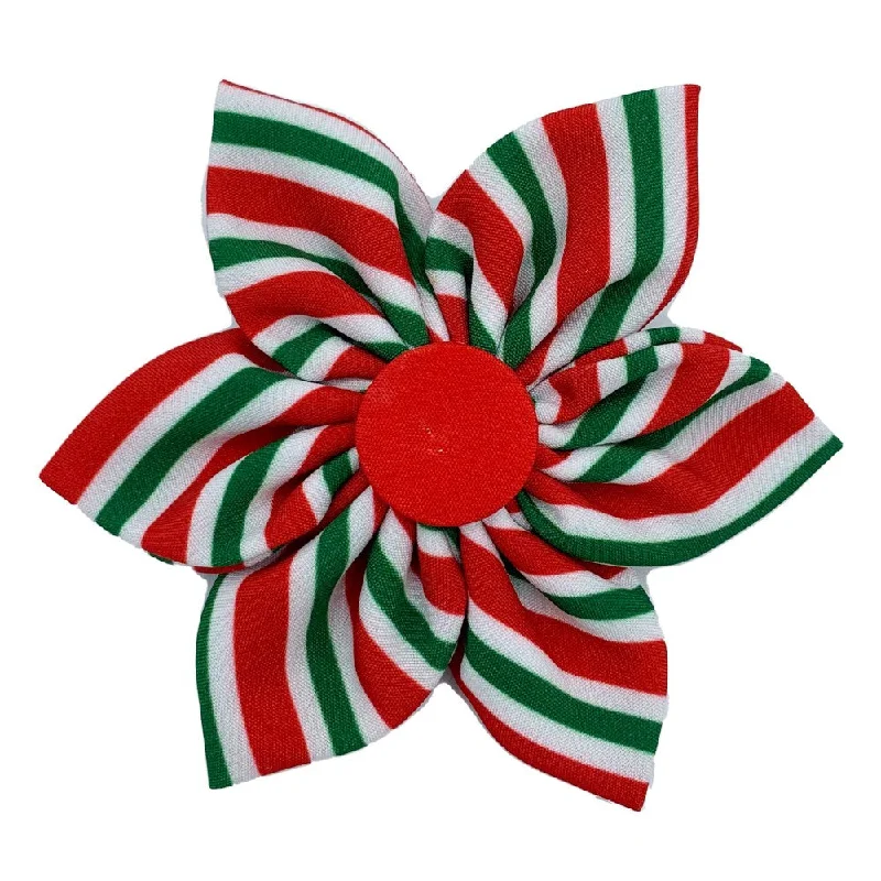 Huxley & Kent® Holiday Dog Collar Pin Wheel - Peppermint Stripe